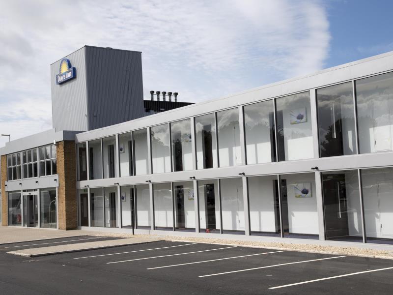 Ramada Milton Keynes Otel Dış mekan fotoğraf