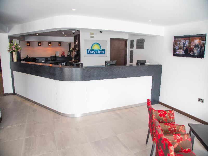 Ramada Milton Keynes Otel Dış mekan fotoğraf