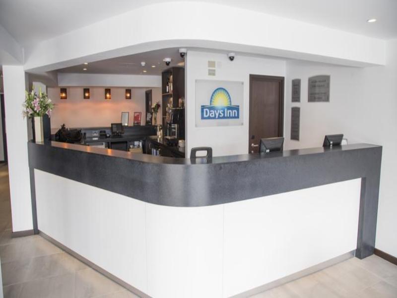 Ramada Milton Keynes Otel Dış mekan fotoğraf