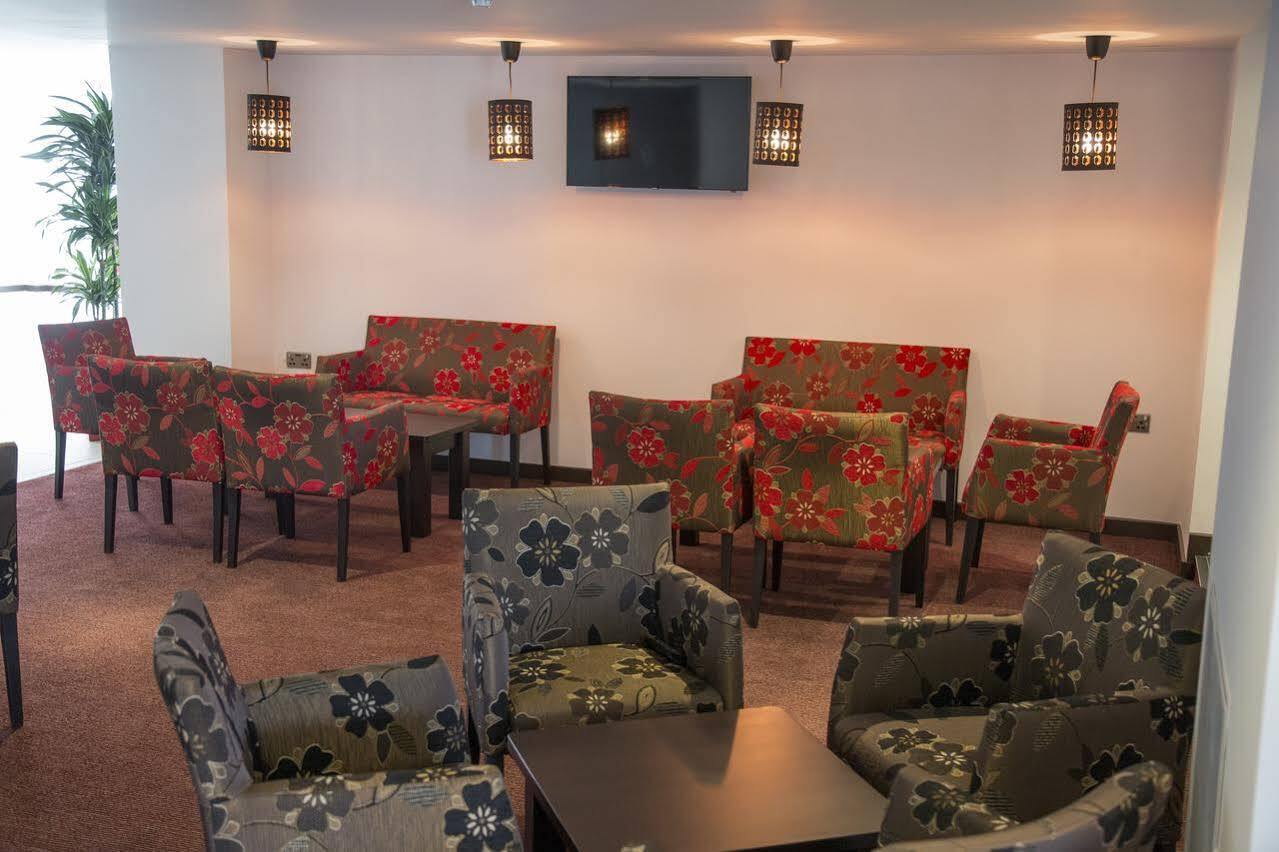 Ramada Milton Keynes Otel Dış mekan fotoğraf